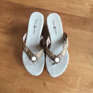 Lindsay Phillips size 10 heeled flip flop